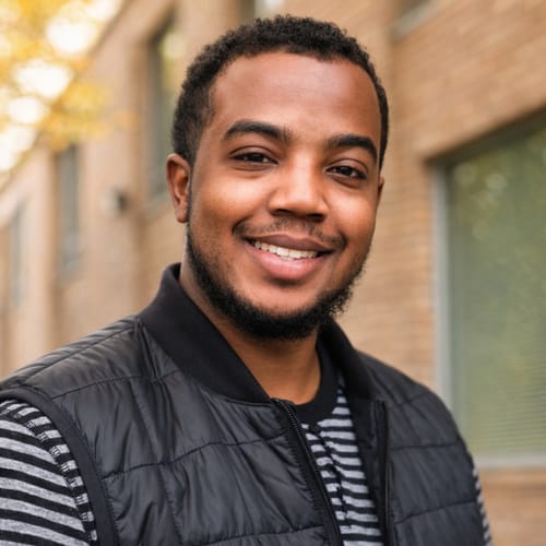 Headshot of Travis Harris, LICSW