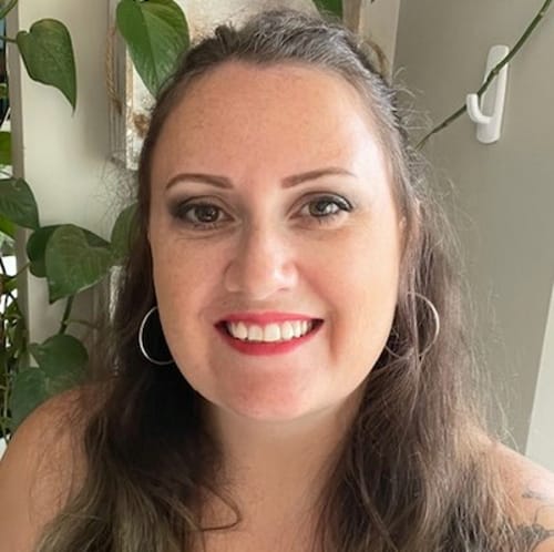 Headshot of Ashley Curtis, LPCC