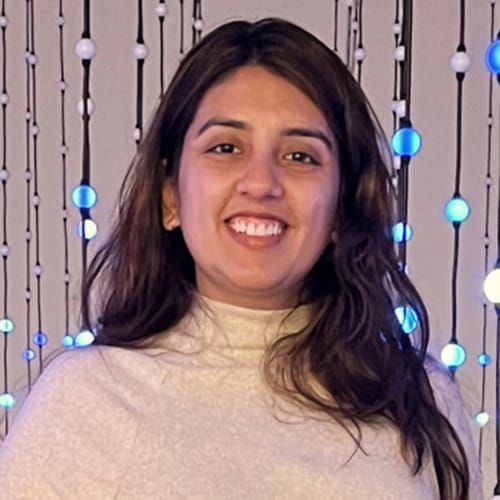 Headshot of Naisha Pandya, LMFT