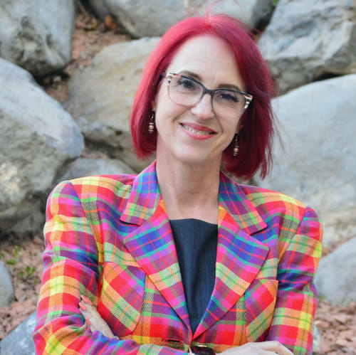 Headshot of Laurie Mohlman, LCSW