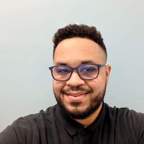Headshot of Juan Gomez, LMHC