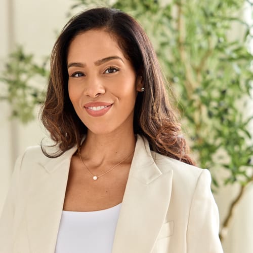 Headshot of Veronica Vega, Lcsw, Ryt-200, LCSW_OUT_OF_STATE