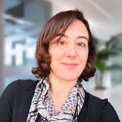 Headshot of Esra Nutku-Bilir, LPC
