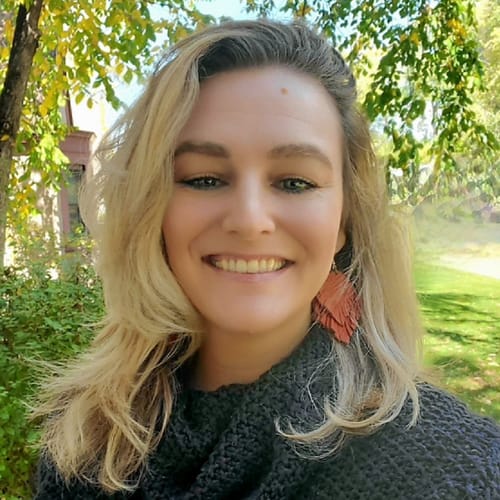 Headshot of Lacey Wilkins, LPC