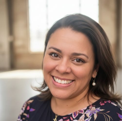 Headshot of Alicia Layedra, LCSW