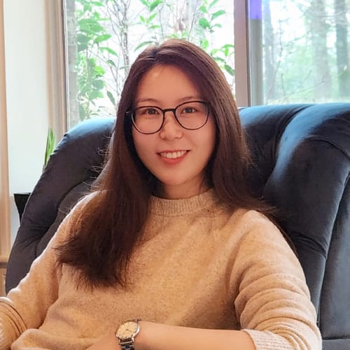 Headshot of Ni Zhang, LCSW_OUT_OF_STATE