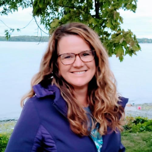 Headshot of Elizabeth Sinclair, LCMHC