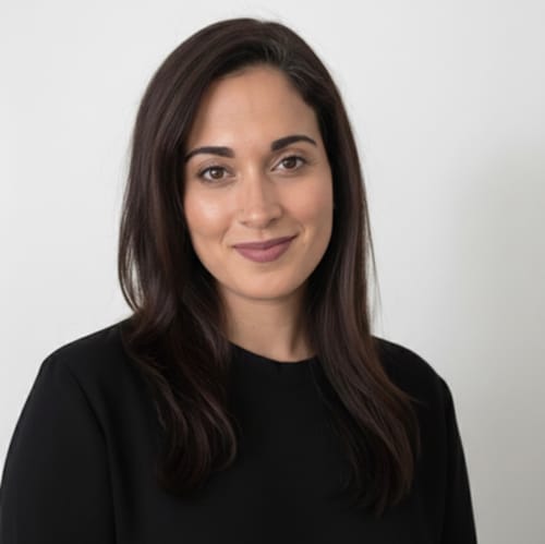 Headshot of Christina Cueto, LMFT