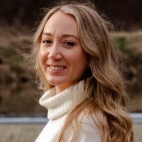 Headshot of Rachel Muzyczka, LPC