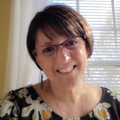 Headshot of Tracey Julius, LCSW