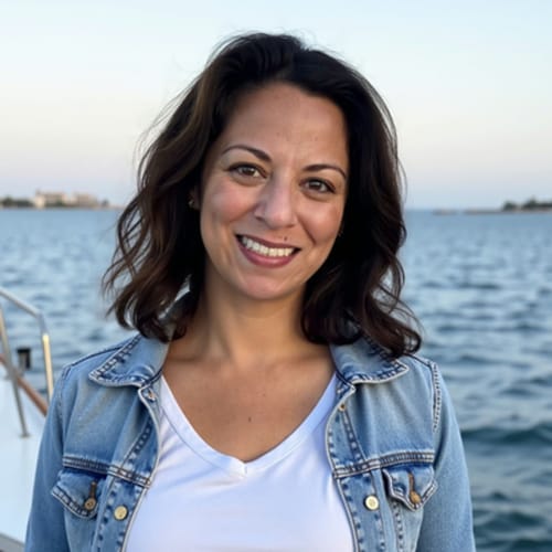 Headshot of Kristina Catuiza, LMFT