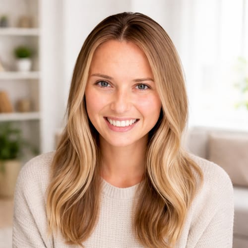 Headshot of Marisa Levin, LMHC