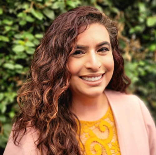Headshot of Sara Santana, LCSW