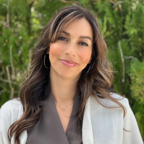 Headshot of Nadinna Guerrero, LMHC