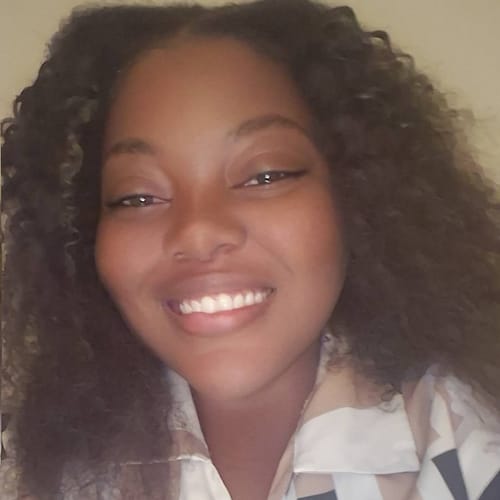 Headshot of Kamaria Bluntson, LPCMH