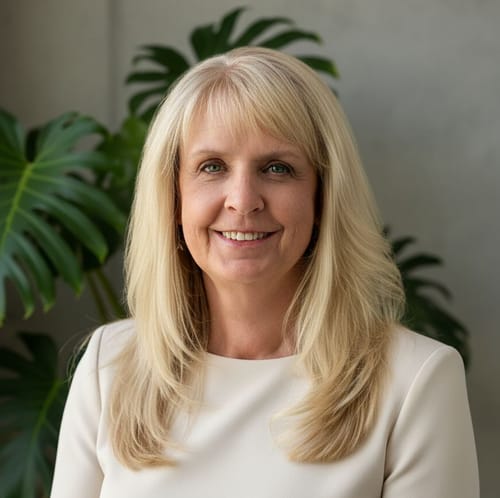 Headshot of Kimberly Schlichting, LPC