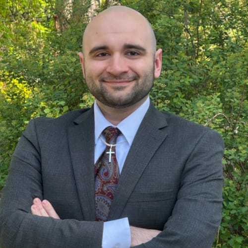 Headshot of Vincenzo Torizzo, LPC