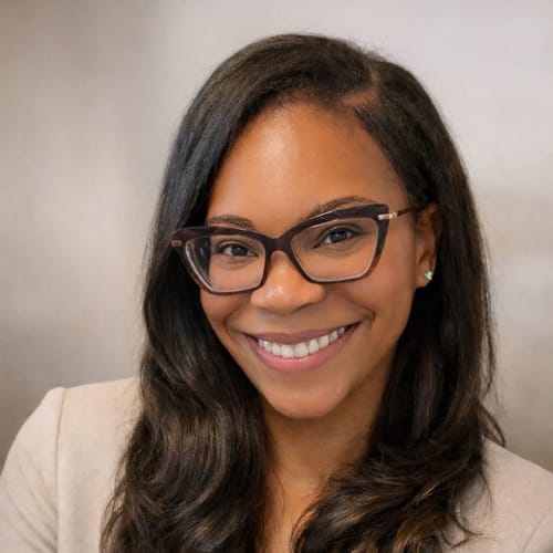 Headshot of Brandi McKenzie, LMSW