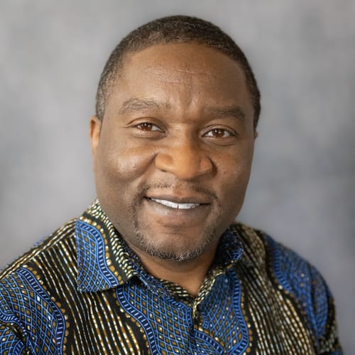 Headshot of Theoneste Bizimana, LMHC