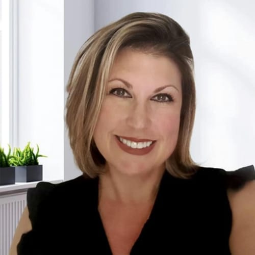 Headshot of Shauna Fares, LCSW