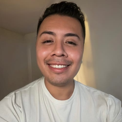 Headshot of Juerri Lopez, LCSW
