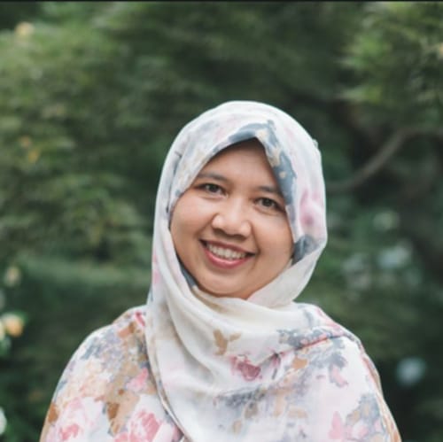 Headshot of Azleena Azhar, LCSW