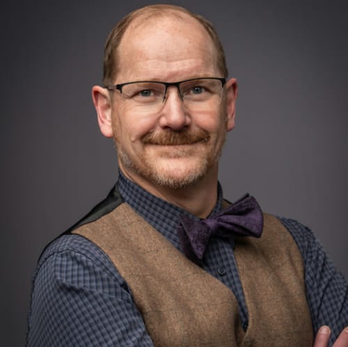 Headshot of Vincent Bruno, LPC