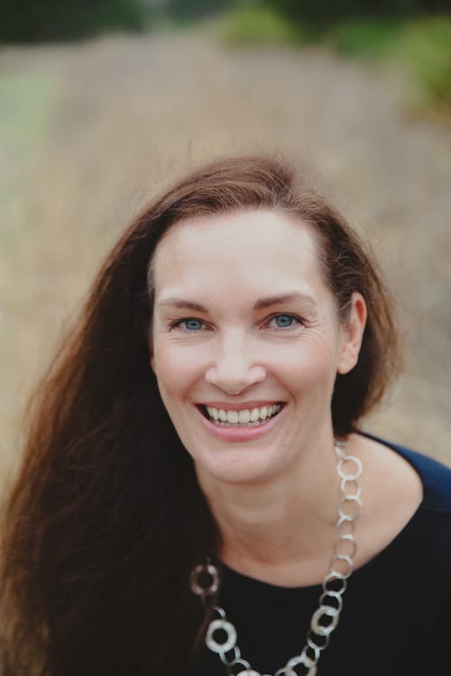 Headshot of Abby Vizina, LPC