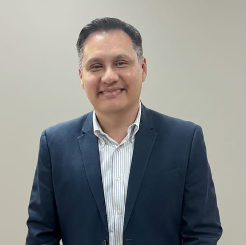 Headshot of Alfredo Aguilera, LPC
