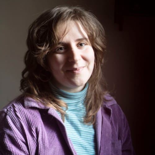 Headshot of Esther Hermiz, LPC