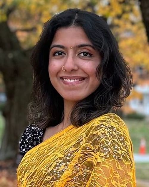 Headshot of Vaishnavi Seshadri, LCPC
