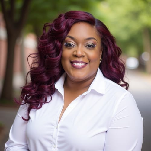 Headshot of Shannon Howard, LPC