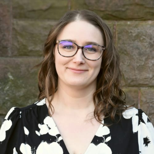 Headshot of Holly Scroggins, LMHC