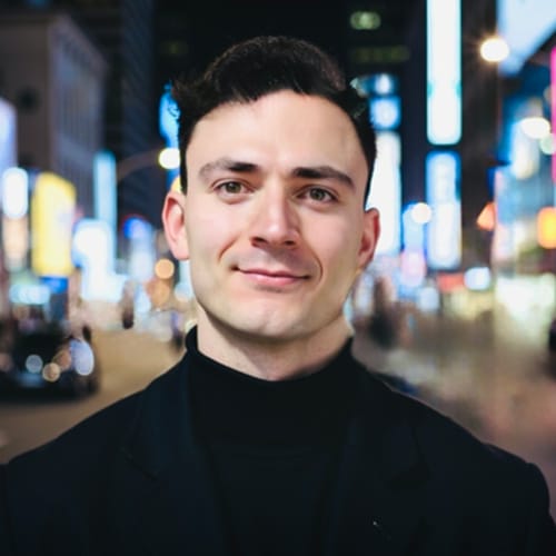 Headshot of Phillip Scherbakov, NP