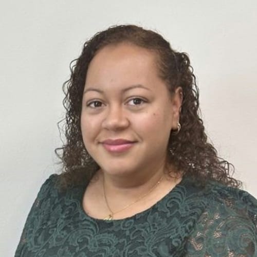 Headshot of Julia Rosado, LMFT