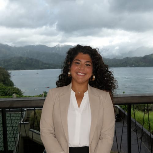 Headshot of Farah Eman Ismail, LPC