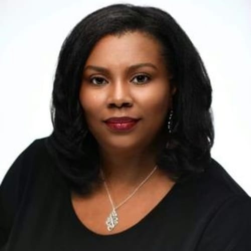 Headshot of Satmah Davis, LICSW