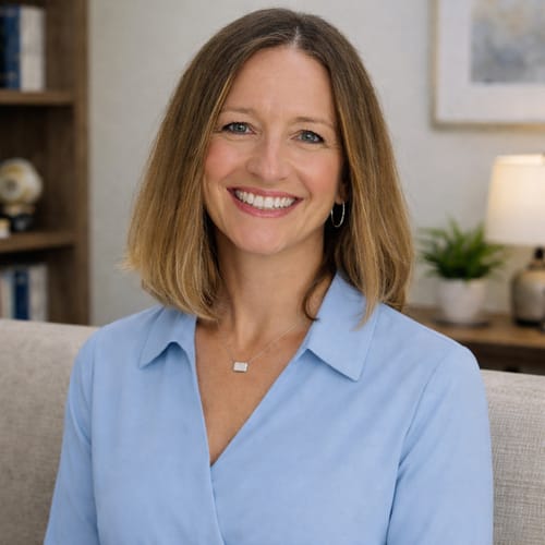 Headshot of Jennifer Pudlo, LMFT