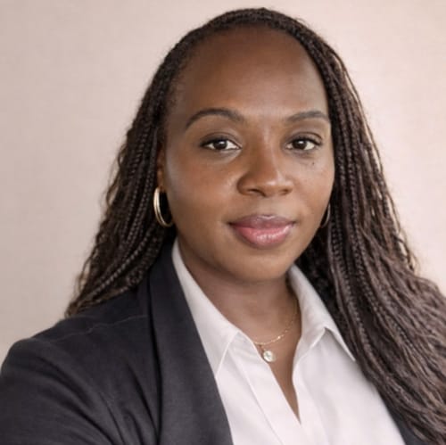 Headshot of Arielle Davis, LCSW