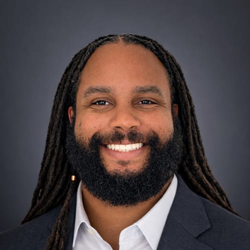 Headshot of Christopher Mahoney, LMFT