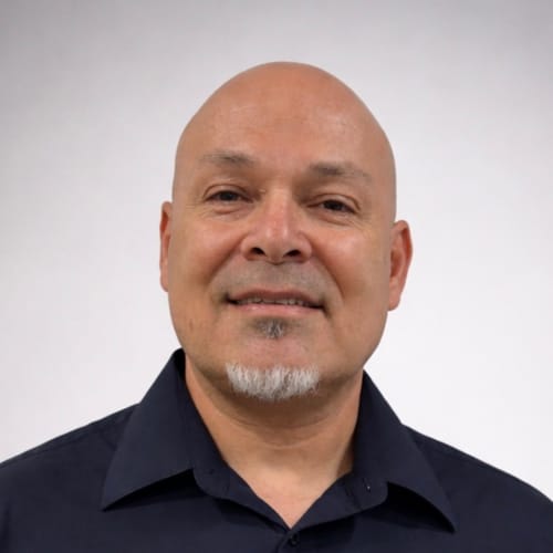 Headshot of Antonio Bañuelos, LCSW