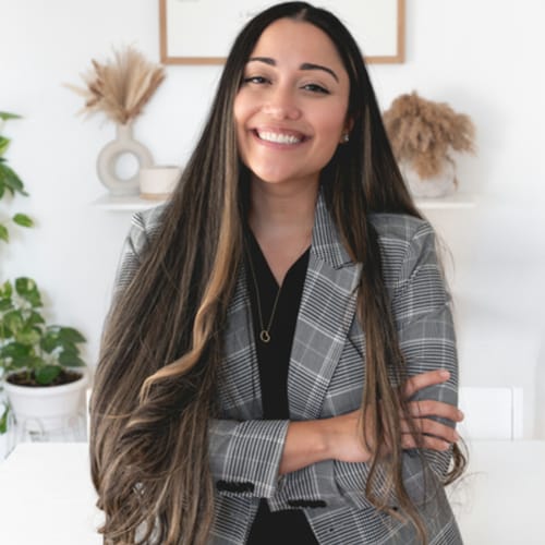 Headshot of Nelida Betancourt, LMHC_OUT_OF_STATE