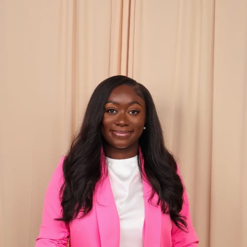 Headshot of La'Nae Bellamy, LCSW