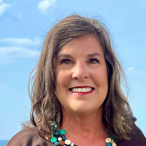 Headshot of Carrie Dowdy, LPC