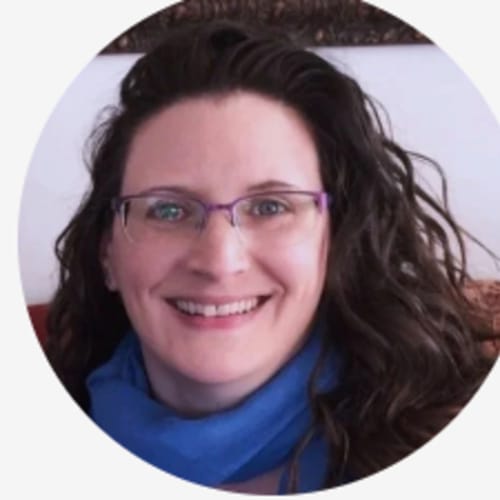 Headshot of Stacy Mike, LMSW