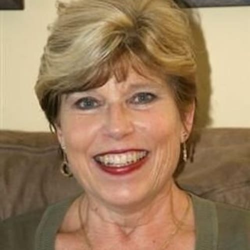 Headshot of Pamela Fields, LCSW