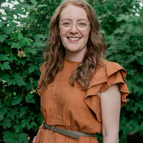 Headshot of Hayley Wood, LPC