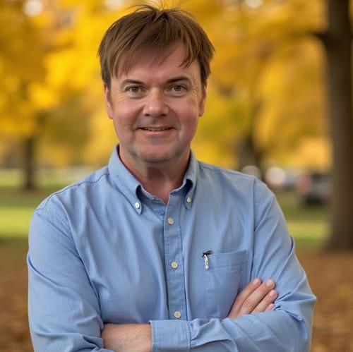 Headshot of Thomas Bizzell, APRN