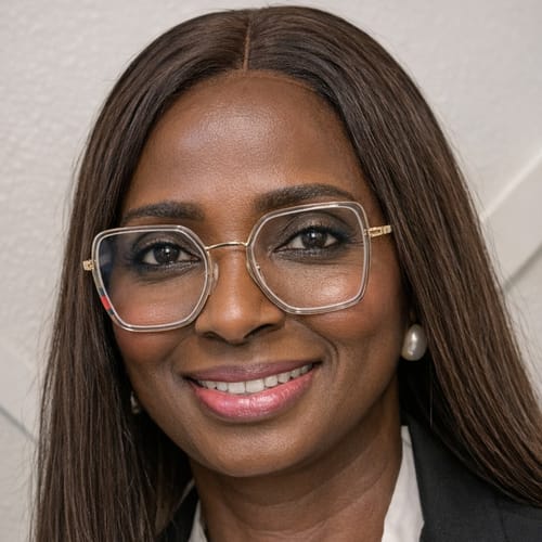 Headshot of Esther E Amune, APRN