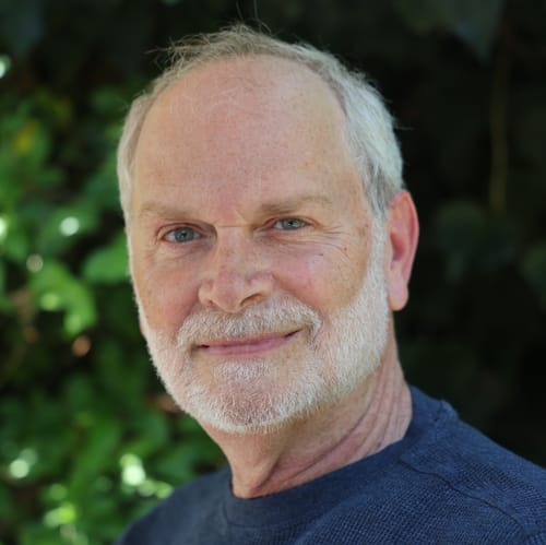 Headshot of Eben Stiles, LCSW